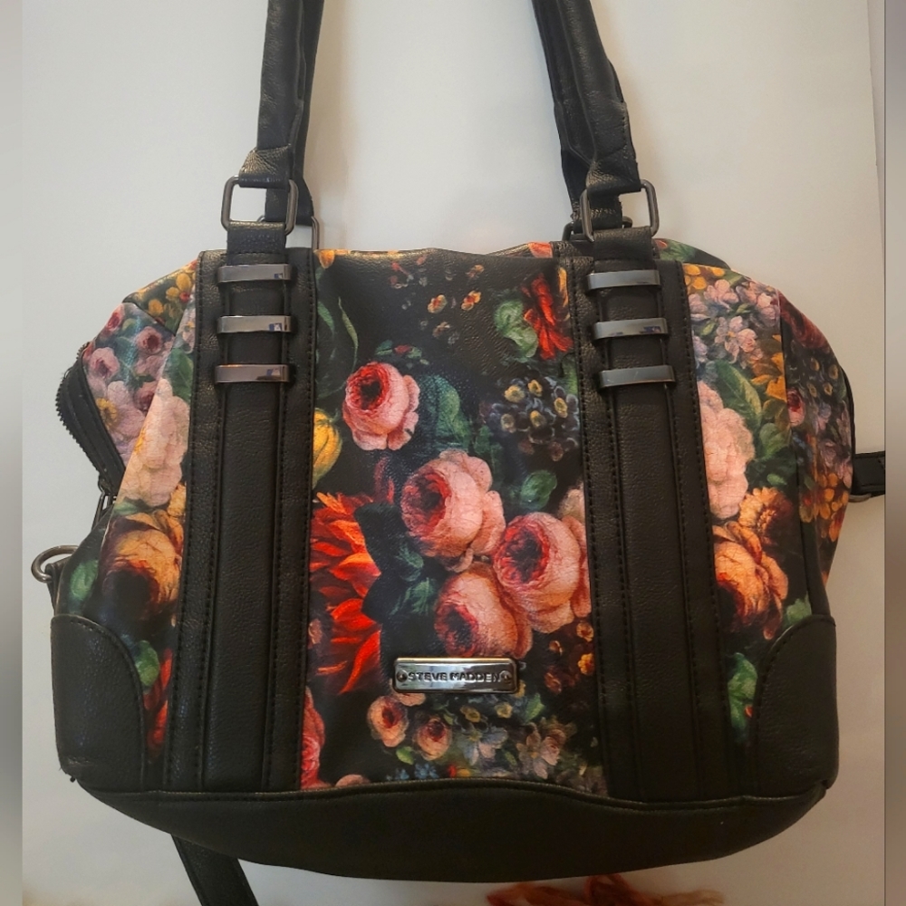 Steve Madden Floral Black Purse